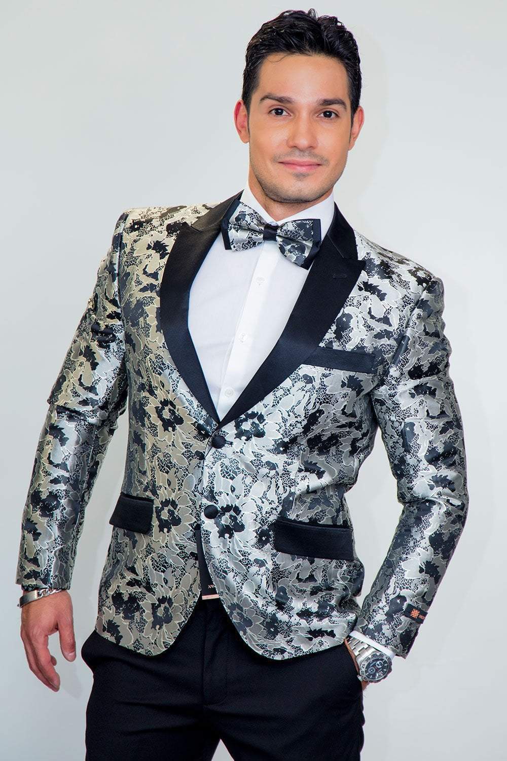 "Amsterdam" Tuxedo Jacket Peak - LumoraSilvere"Amsterdam" Tuxedo Jacket PeakTUX-111949XS